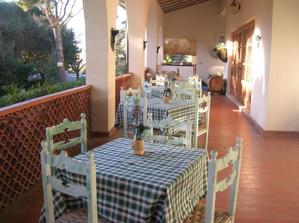 Hotel Il Poggetto Кастелліна-Мариттіма Екстер'єр фото