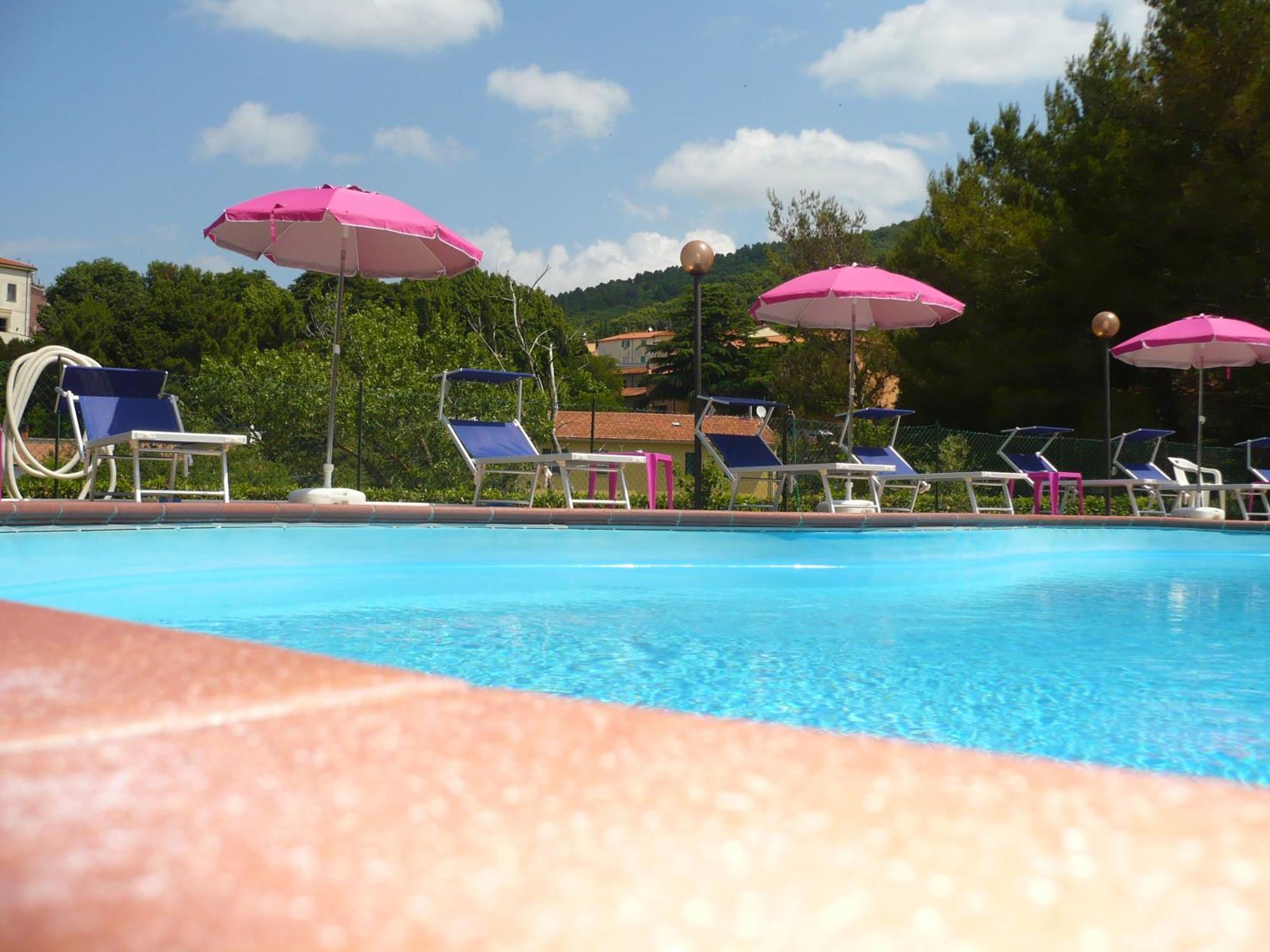 Hotel Il Poggetto Кастелліна-Мариттіма Екстер'єр фото