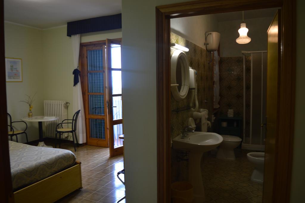 Hotel Il Poggetto Кастелліна-Мариттіма Екстер'єр фото